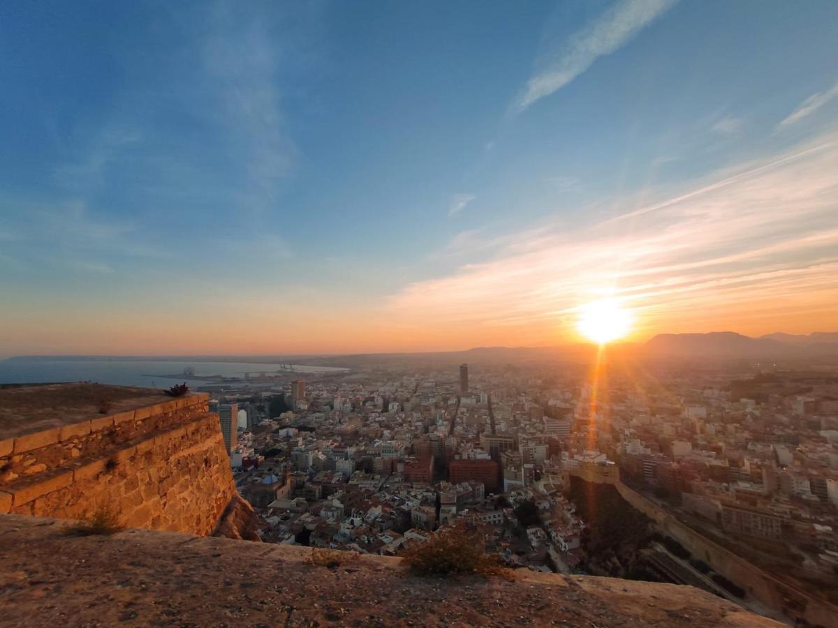 Soho Boho Apartments - With Sunny Rooftop Terrace And Fiber Optic Internet Alicante Exterior foto